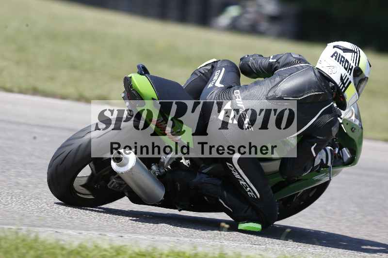 /44 09.08.2025 Plüss Moto Sport ADR/Freies Fahren/147
